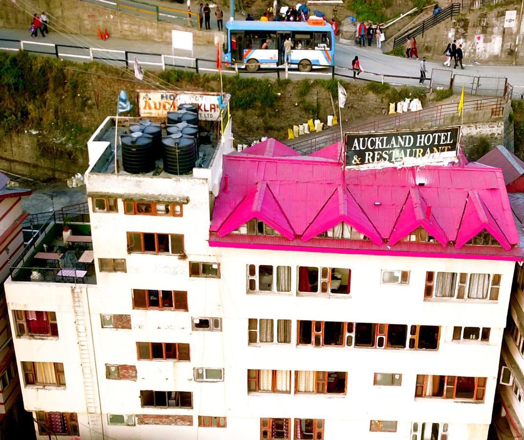 Auckland Hotel And Restaurant Near Mall Road Шімла Екстер'єр фото